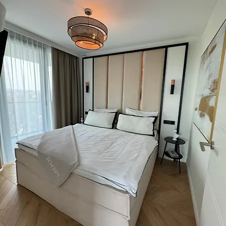 Wave Tyballtic 7th Floor With Two Bedrooms And Sea View! Apartmán *