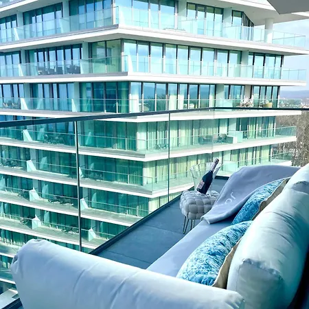 Wave Tyballtic 7th Floor With Two Bedrooms And Sea View!