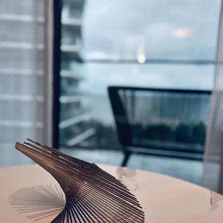 Wave Tyballtic 7th Floor With Two Bedrooms And Sea View! Apartmán *