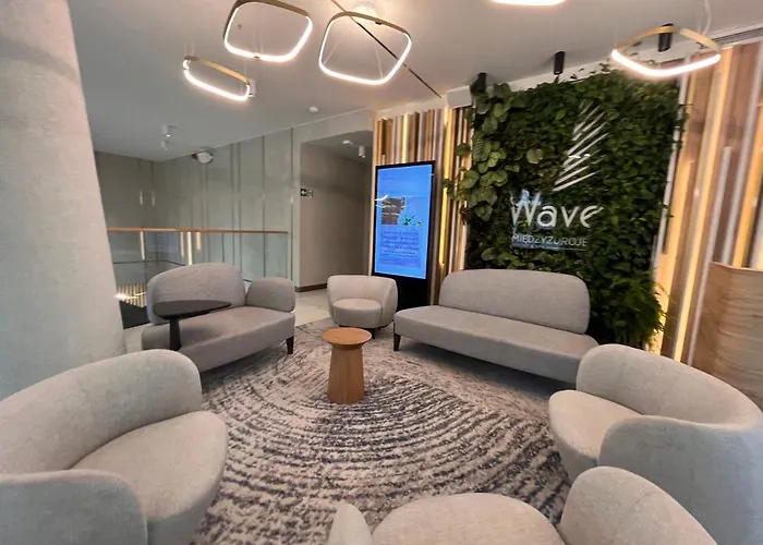 Wave Tyballtic 7th Floor With Two Bedrooms And Sea View! *